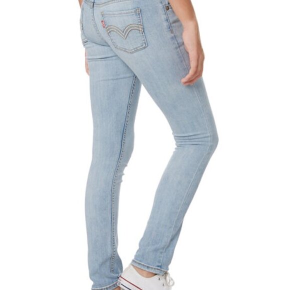 Levi's 711 Performance Skinny Fit Jean - Picture 3 of 8